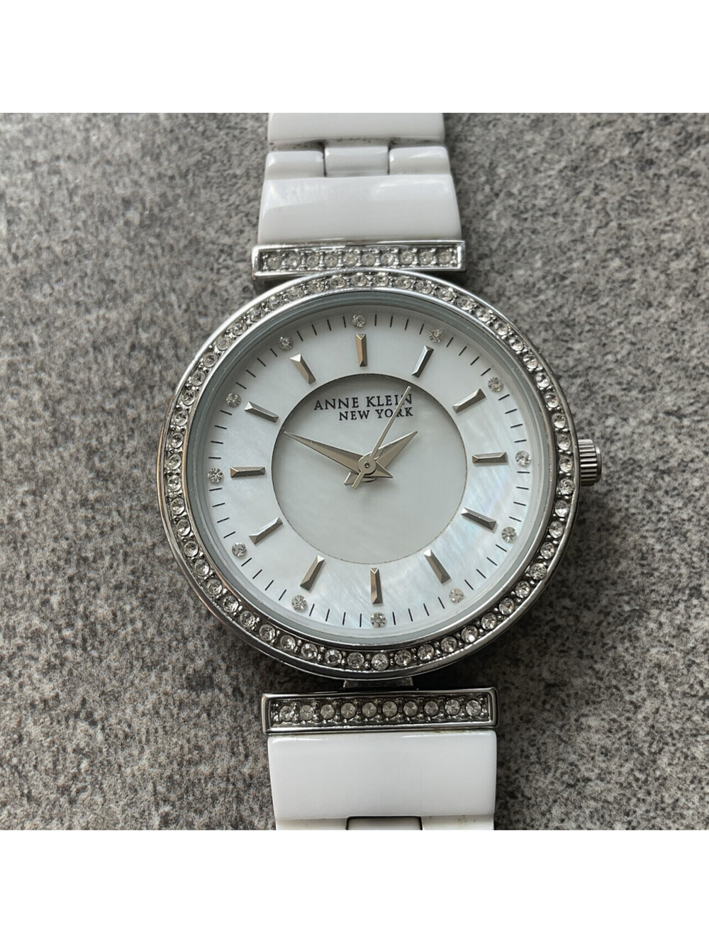 Beautiful Anne Klein Womens Watch 30mm Silver Tone Case White Ceramic Band Bin S